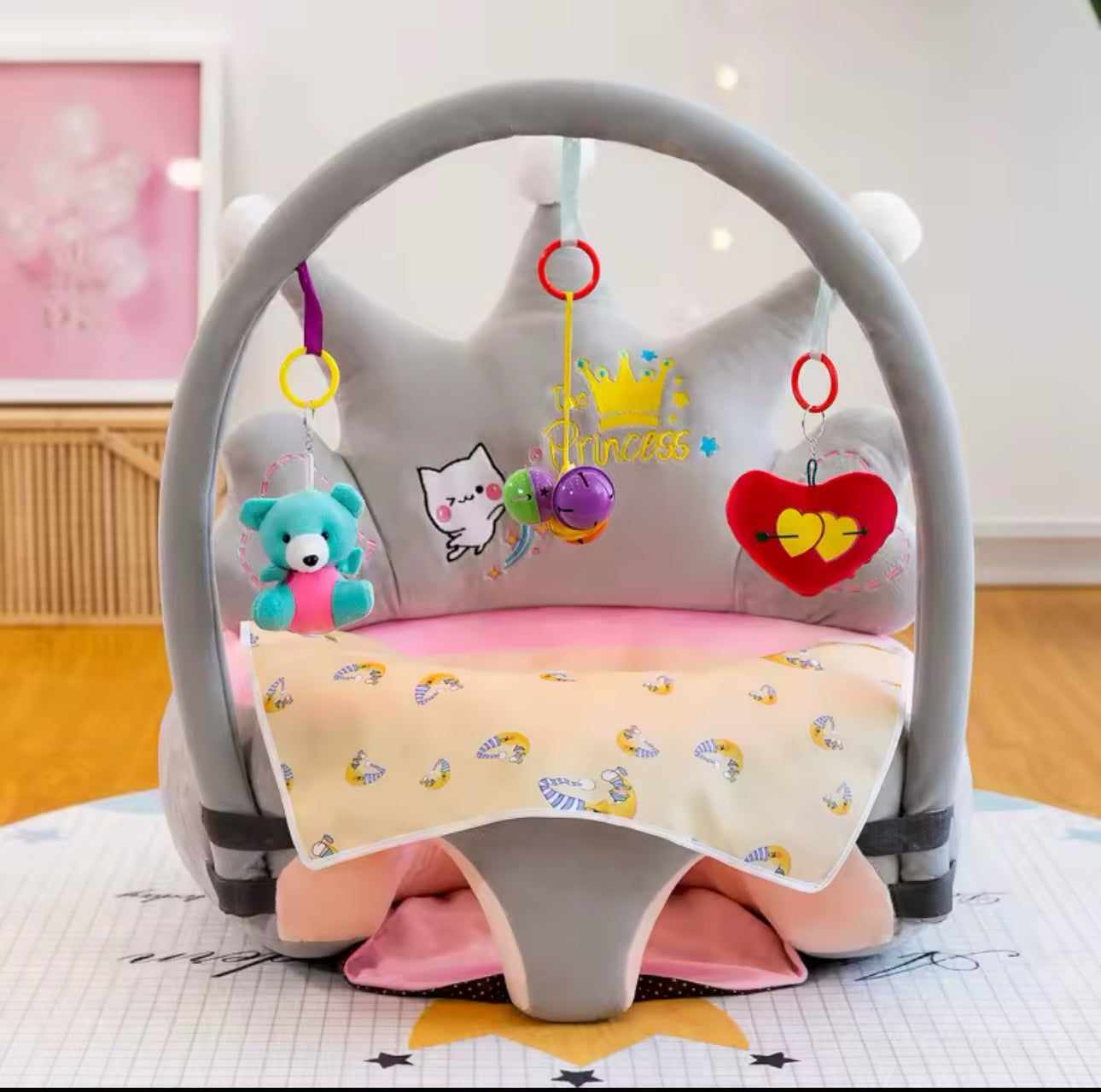 CROWN BABY SEAT WITH TOY BAR- GREY